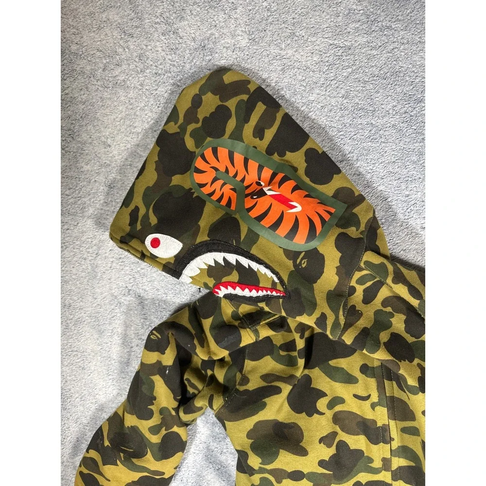 A Bathing Ape BAPE 1st Camo Shark Full Zip Hoodie Green XL Streetwear - Picture 15 of 16